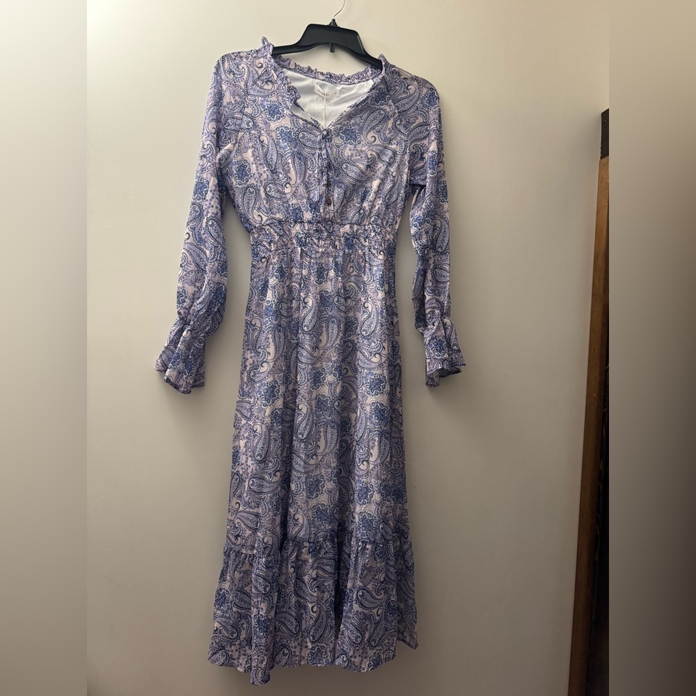Elegant Paisley Print Dress